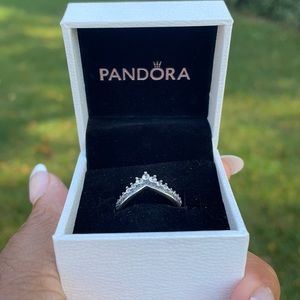 Wishbone Pandora ring SZ 7